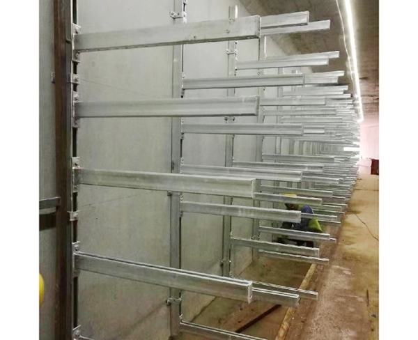 托臂支架施工现场